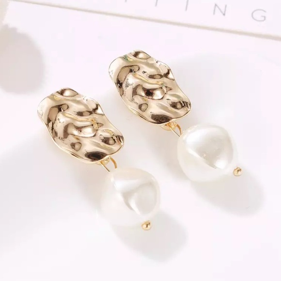 Jewelry - Earrings
